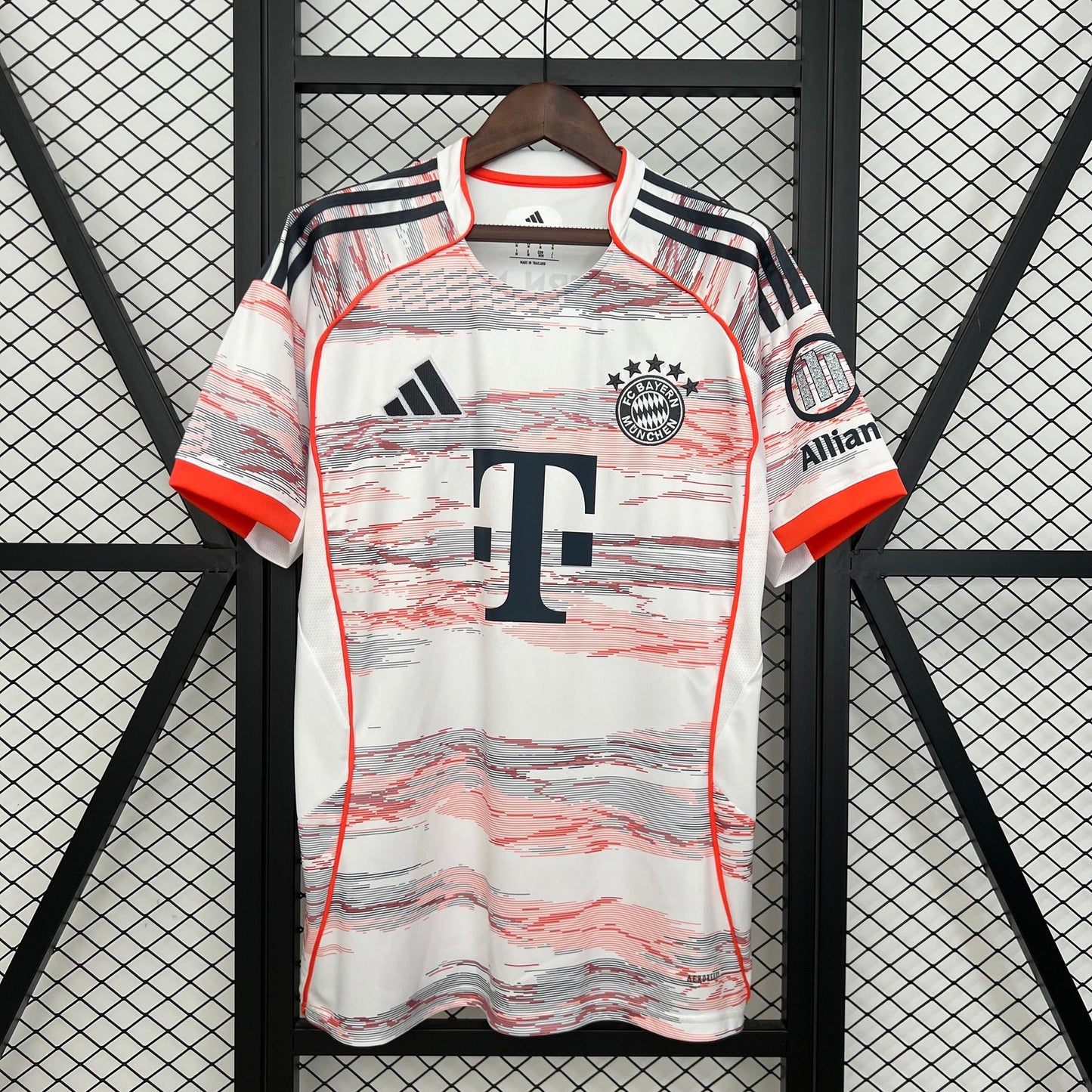 Bayern Munich 25/26 Away Jersey