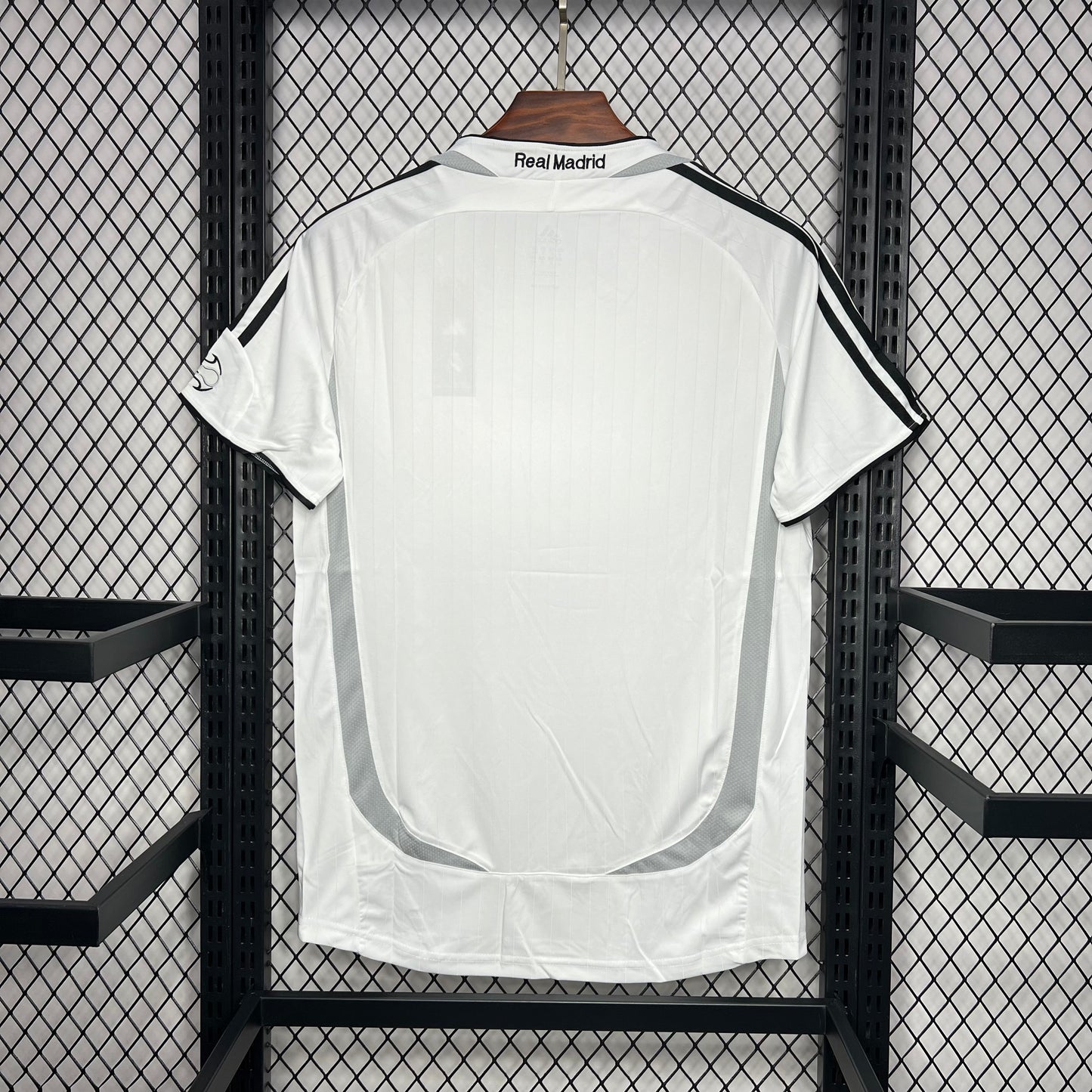 Real Madrid 06/07 Home Jersey