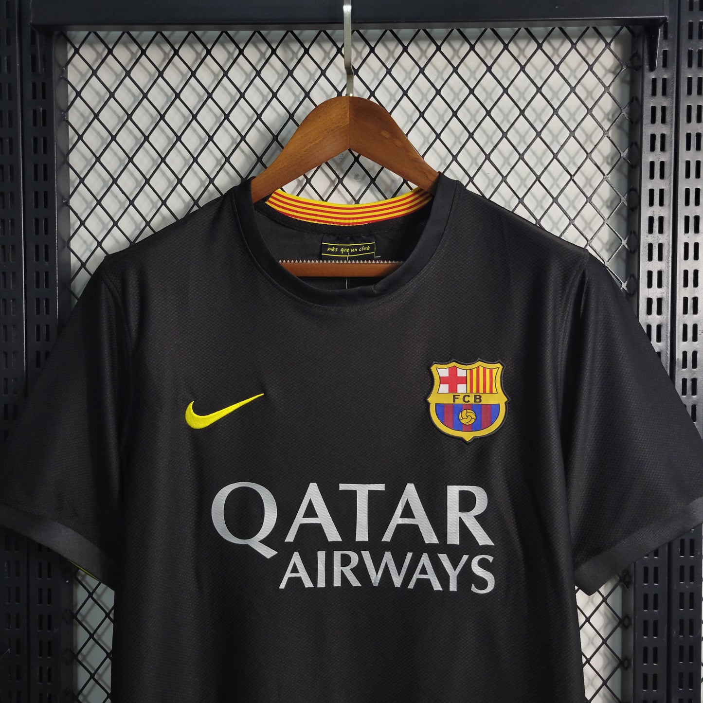 Barcelona 2013/14 Away Jersey