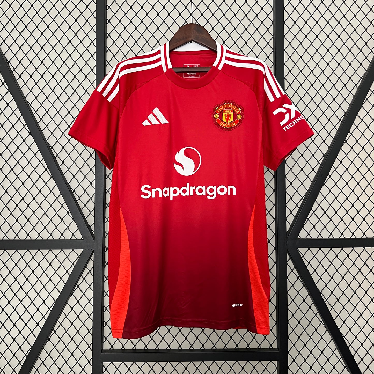 Manchester United 24/25 Jersey